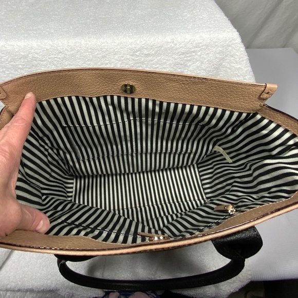 Kate Spade Large Leather Tan and Black Tote - Picture 8 of 16